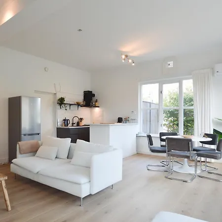 Boutique Oost Apartment *
